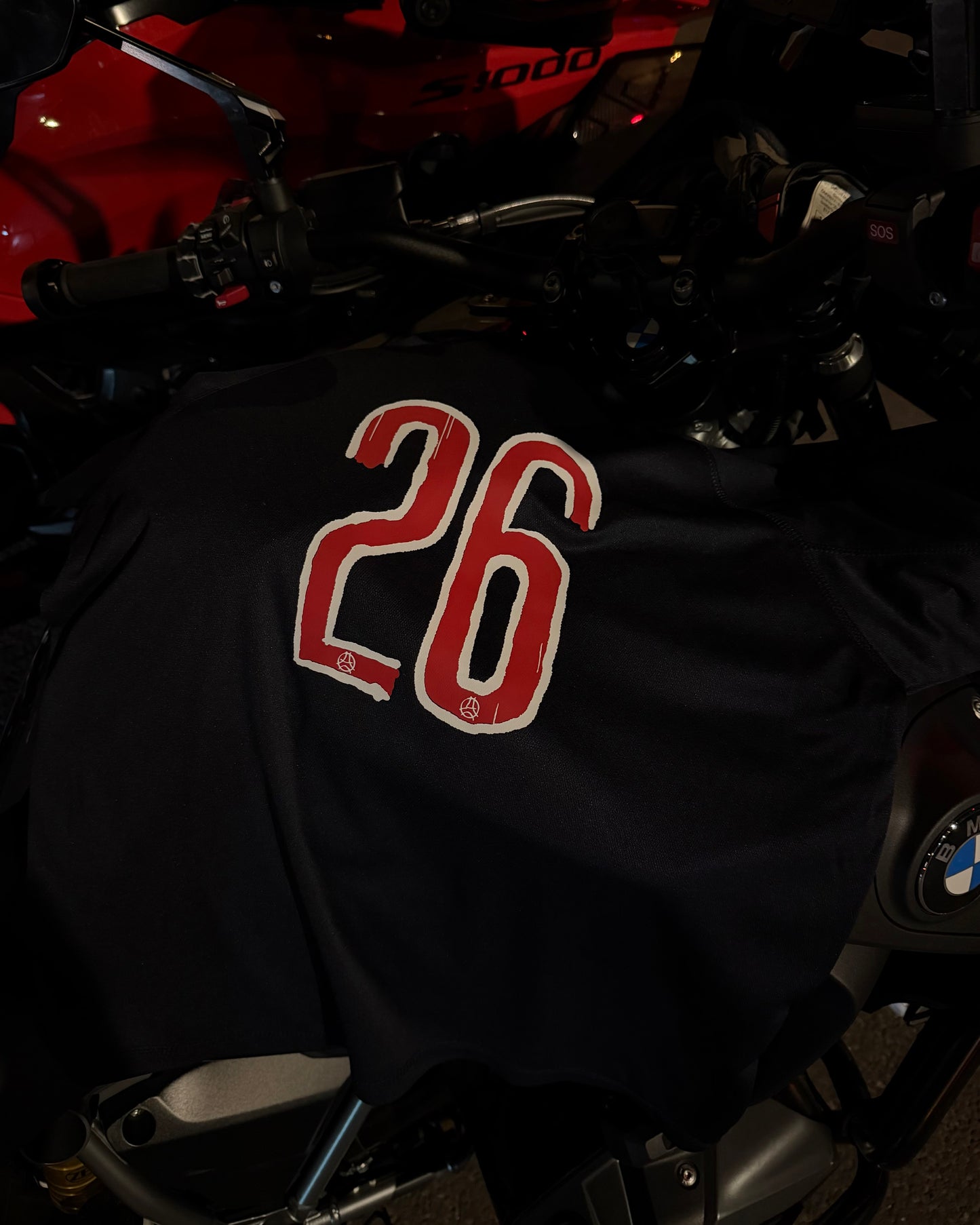 MAILLOT 360 PSG CHAMPION D’EUROPE 2026 NAVY PRÉCOMMANDE